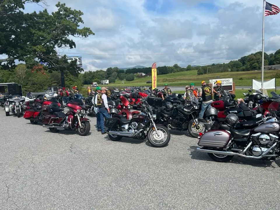 Motorcycle line-up during BRT-10